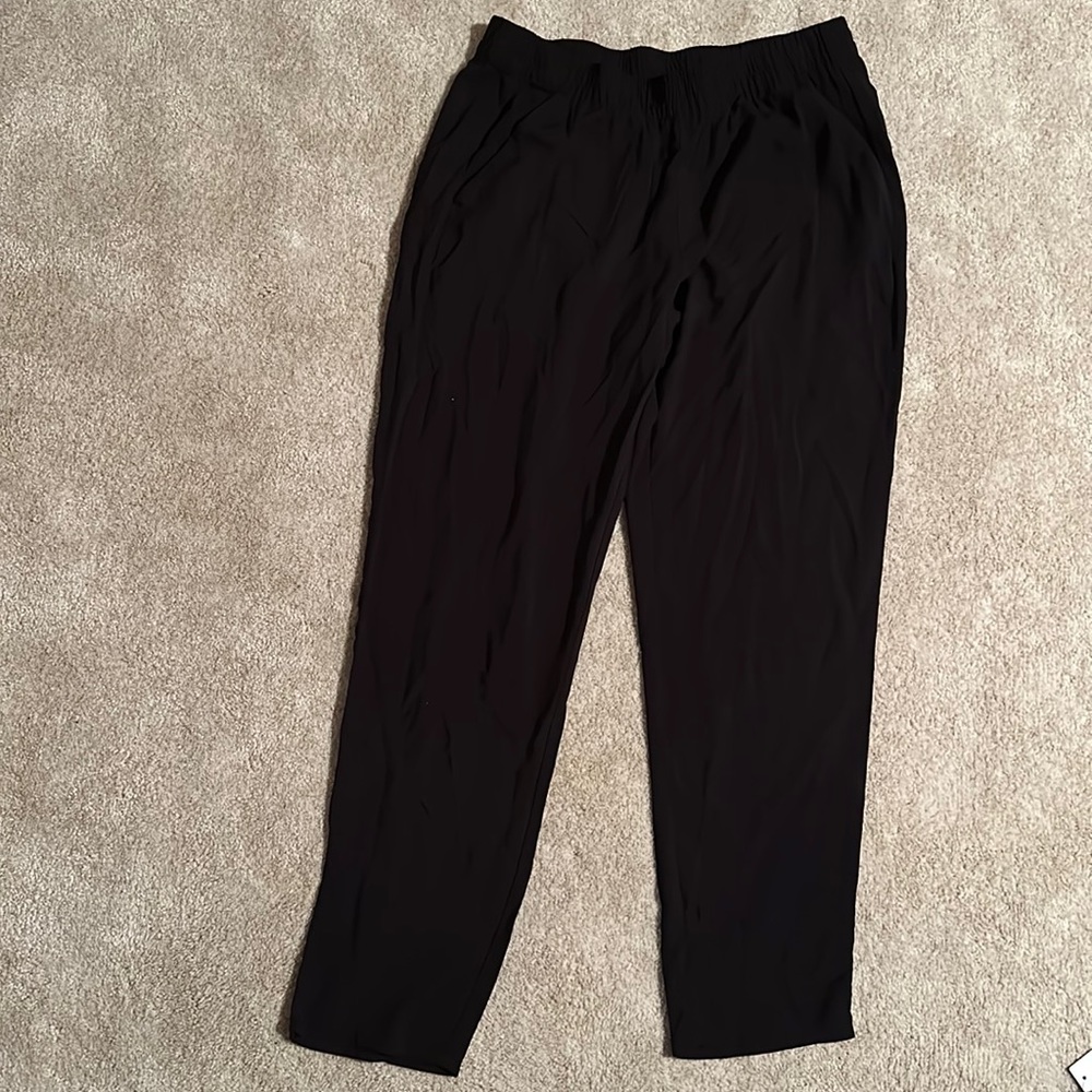 women’s black dress pants with pockets